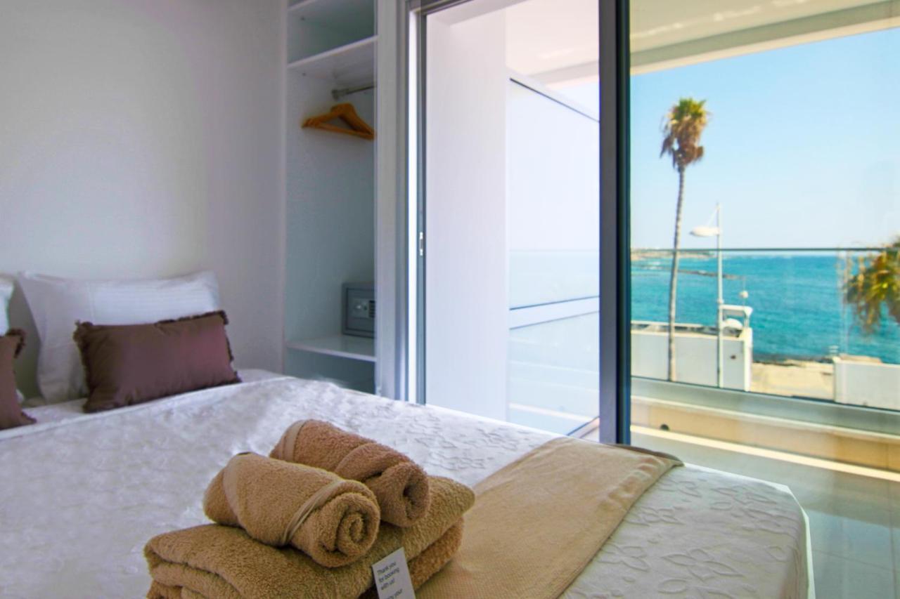 Phaedrus Living: Seaview Emerald Flat Lighthouse 48 Paphos Bagian luar foto